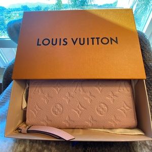 AUTHENTIC LOUIS VUITTON WALLET